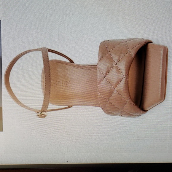 NEW Open Edit Austyn Quilted Sandal - Picture 11 of 11